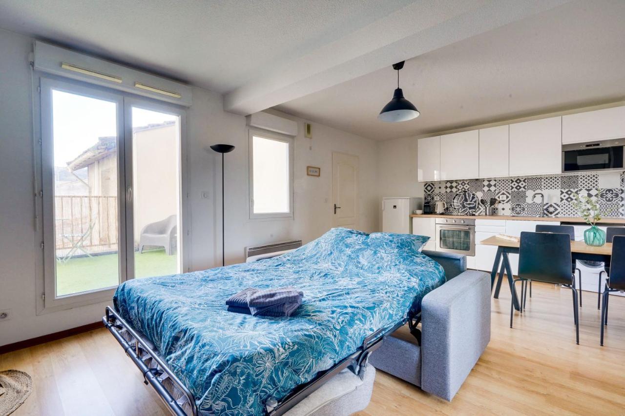Apt De 30 M2 - 5 Min De Bordeaux - Terrasse - Parking Cenon Exterior photo